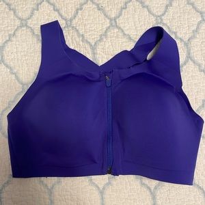 Lulu Lemon Used like new 34DD